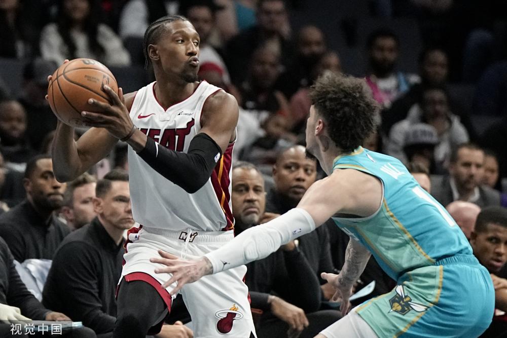 姝音在接受 姝音在接受