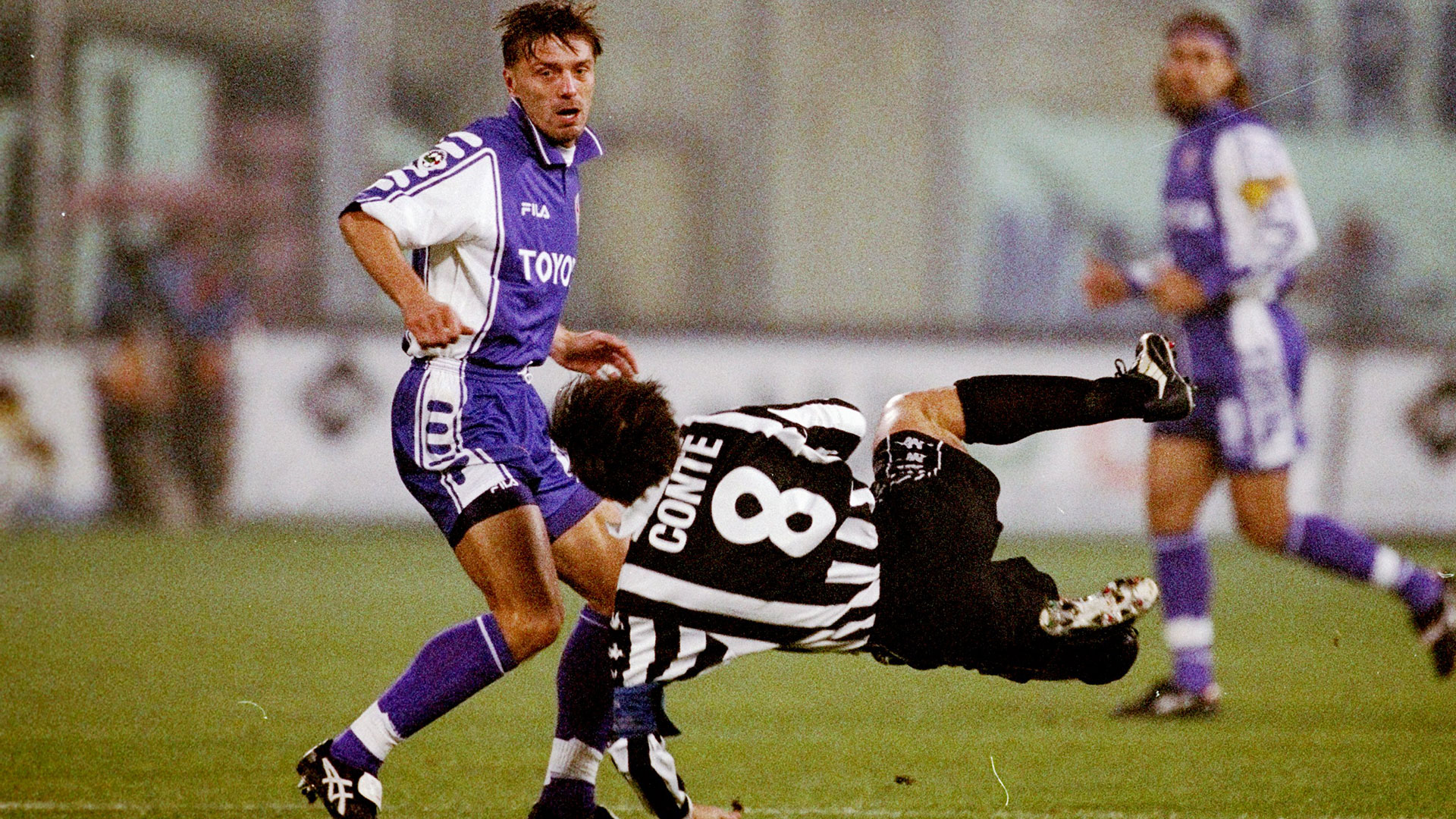 国际赛事中 国际赛事中